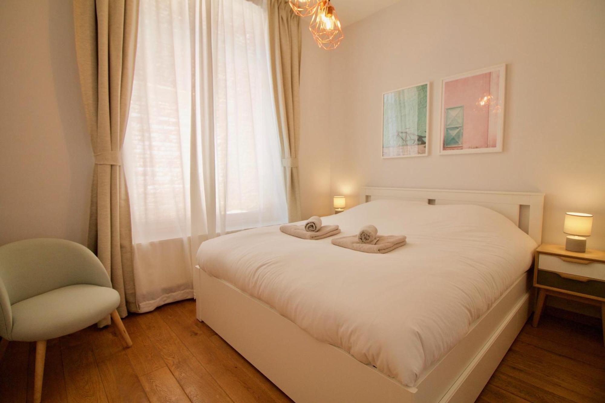 בריסל Heart Of Grand Place - Stunning 3Br Triplex מראה חיצוני תמונה