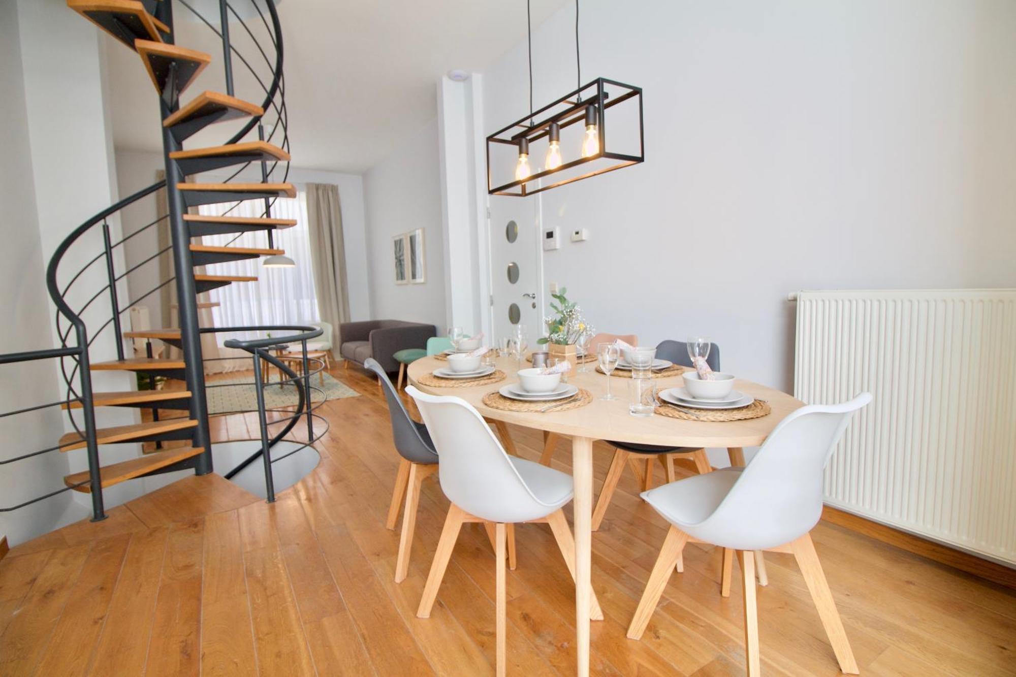 בריסל Heart Of Grand Place - Stunning 3Br Triplex מראה חיצוני תמונה